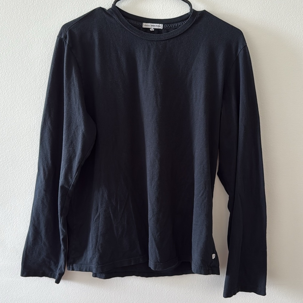 James Perse Dark Long Sleeve Tee Size 2 Medium (Size 32in Waist, 39in Chest)